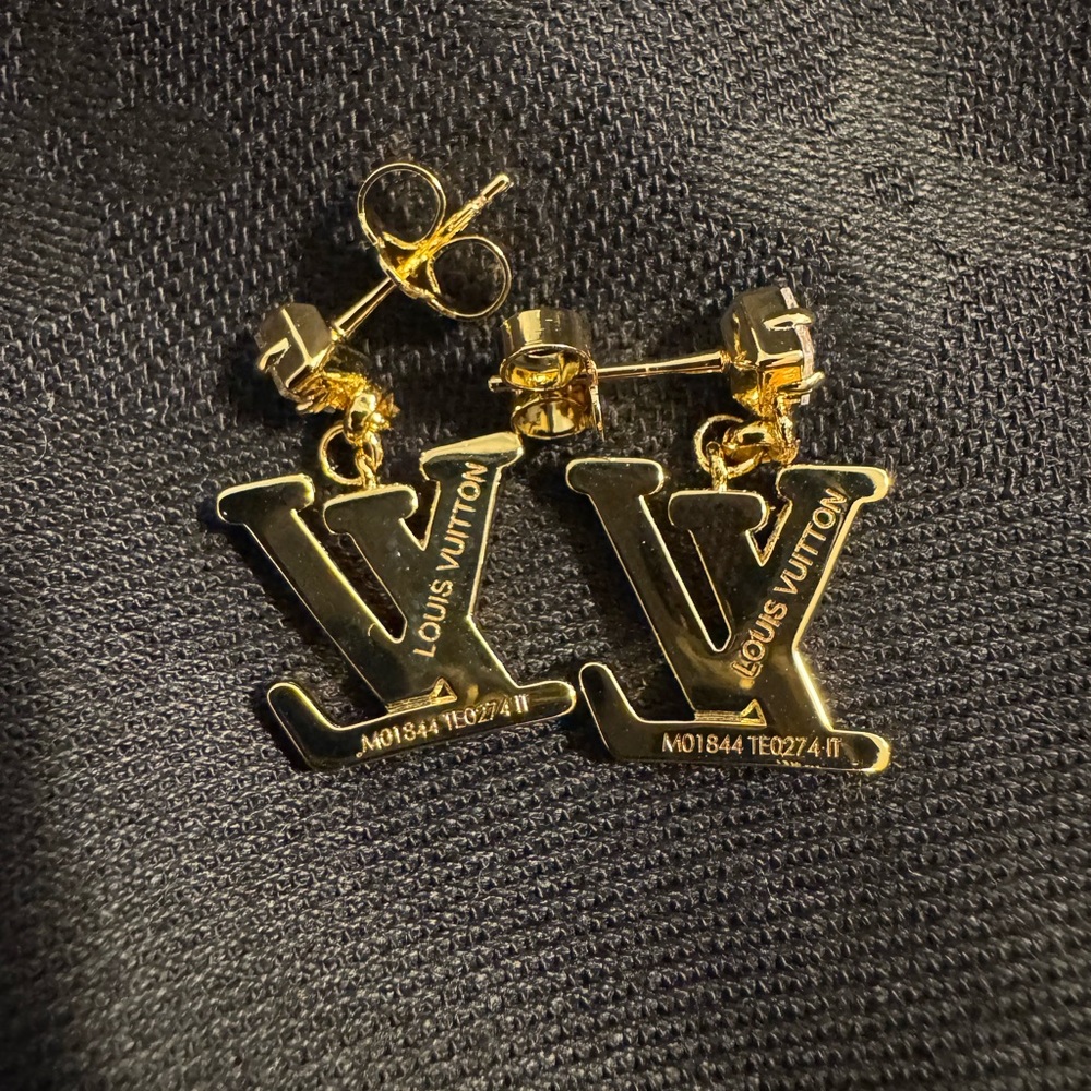 Louis Vuitton Gold LV Logo Crystal Earrings - Picture 5 of 5